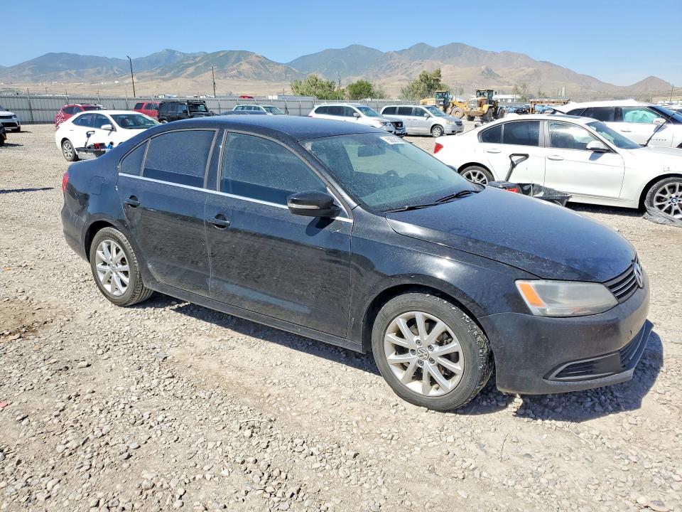 58635186 :رقم المزاد ، 3VWD07AJ6EM444079 vin ، 2014 Volkswagen Jetta مزاد بيع
