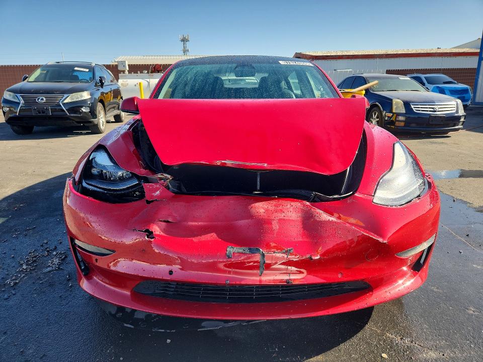 2022 Tesla Model 3 მანქანა იყიდება აუქციონზე, vin: 5YJ3E1EA2NF370770, აუქციონის ნომერი: 57024366