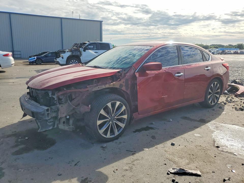 57786126 :رقم المزاد ، 1N4AL3AP4HC196209 vin ، 2017 Nissan Altima مزاد بيع