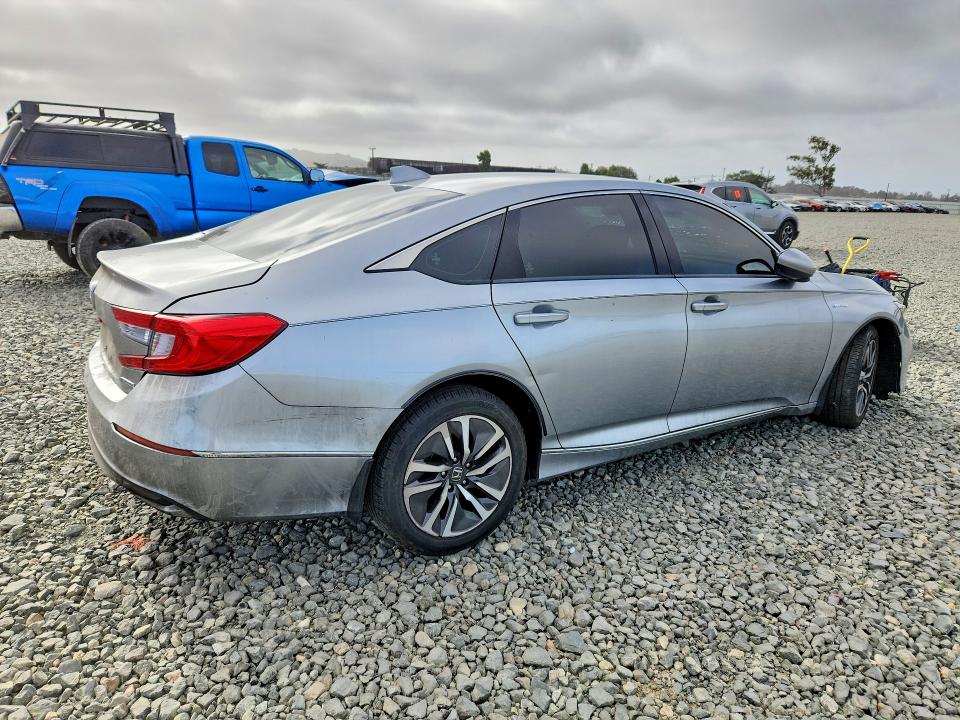 Продаж на аукціоні авто 2018 Honda Accord, vin: 1HGCV3F43JA007385, номер лоту: 59308946
