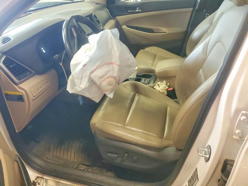 56408626 :رقم المزاد ، KM8J33A25GU262219 vin ، 2016 Hyundai Tucson مزاد بيع