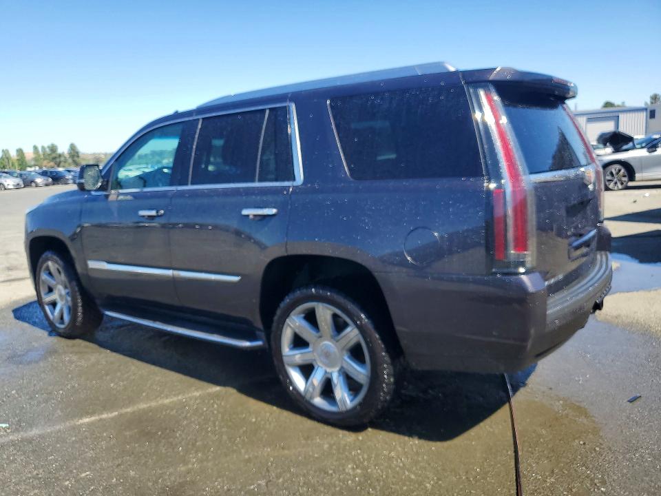 56659786 :رقم المزاد ، 1GYS3BKJ4HR187844 vin ، 2017 Cadillac Escalade مزاد بيع