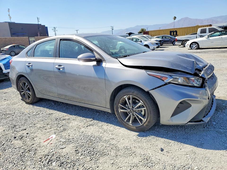58694656 :رقم المزاد ، 3KPF24AD8RE800983 vin ، 2024 Kia Forte مزاد بيع