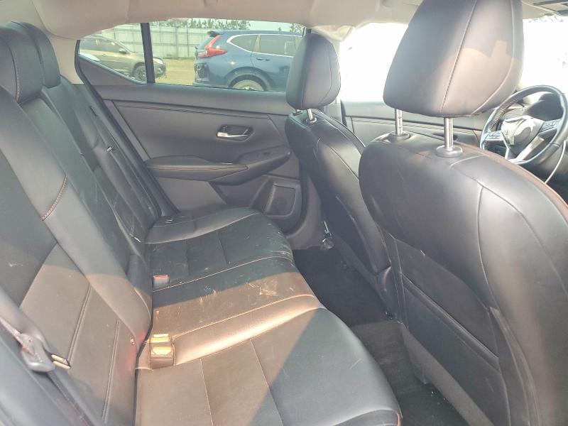 57949726 :رقم المزاد ، 3N1AB8DV5RY268518 vin ، 2024 Nissan Sentra مزاد بيع