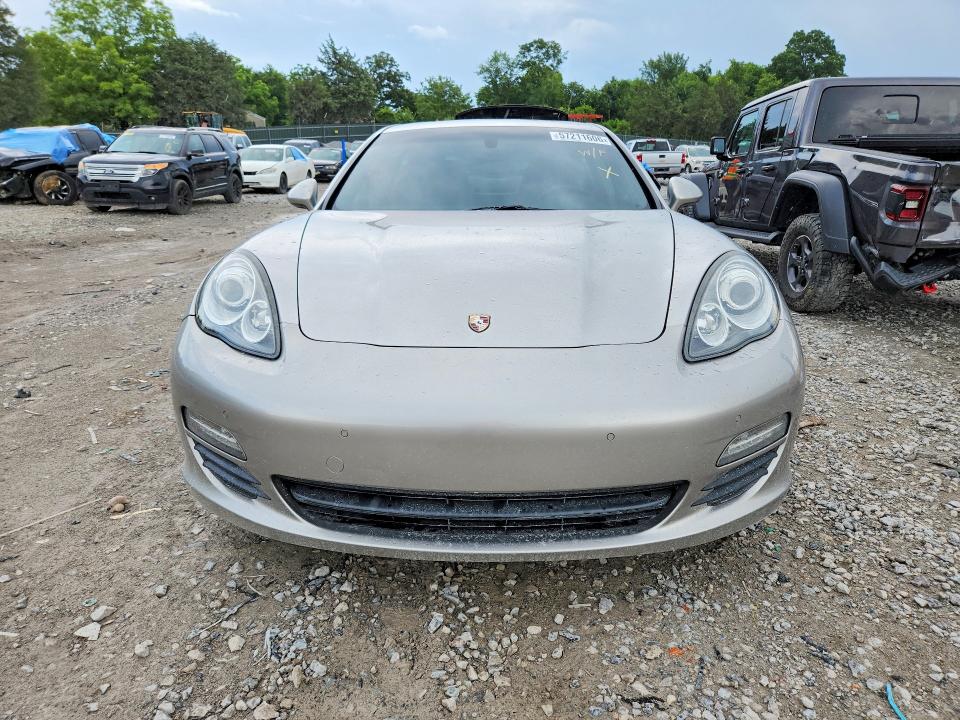 57211606 :رقم المزاد ، WP0AA2A73BL010466 vin ، 2011 Porsche Panamera مزاد بيع