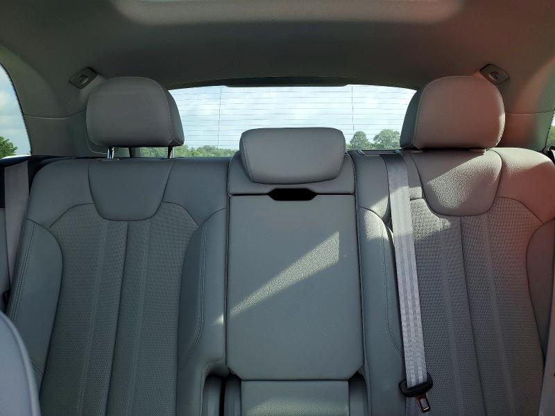 Продаж на аукціоні авто 2018 Audi Q5, vin: WA1CNAFY2J2200136, номер лоту: 97685475