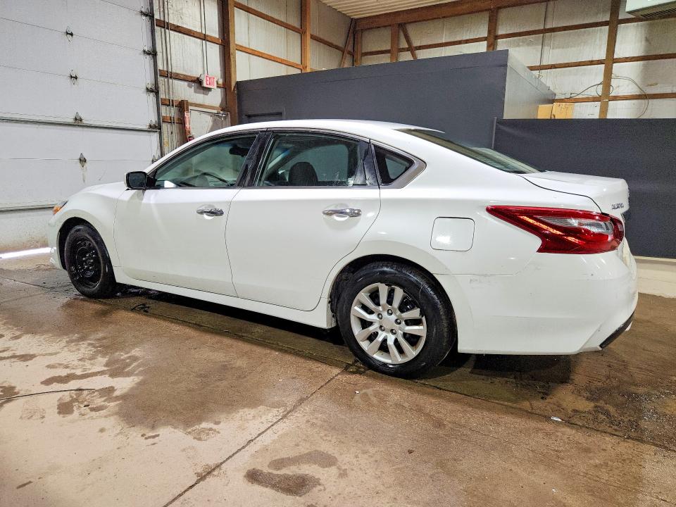 Продажа на аукционе авто 2018 Nissan Altima, vin: 1N4AL3AP0JC174746, номер лота: 49803196