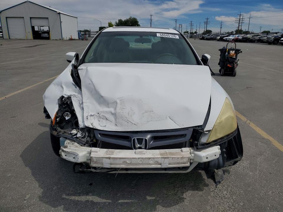 58045126 :رقم المزاد ، 1HGCM66584A069219 vin ، 2004 Honda Accord مزاد بيع