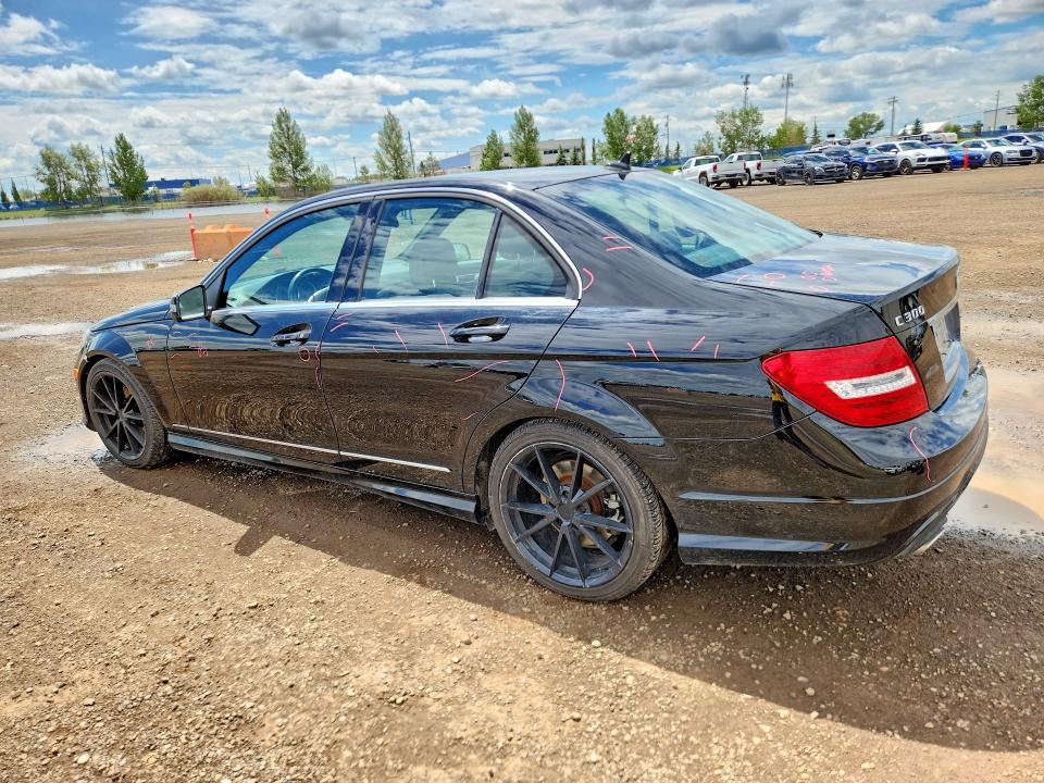 57900126 :رقم المزاد ، WDDGF8AB1DA869319 vin ، 2013 Mercedes-benz C مزاد بيع