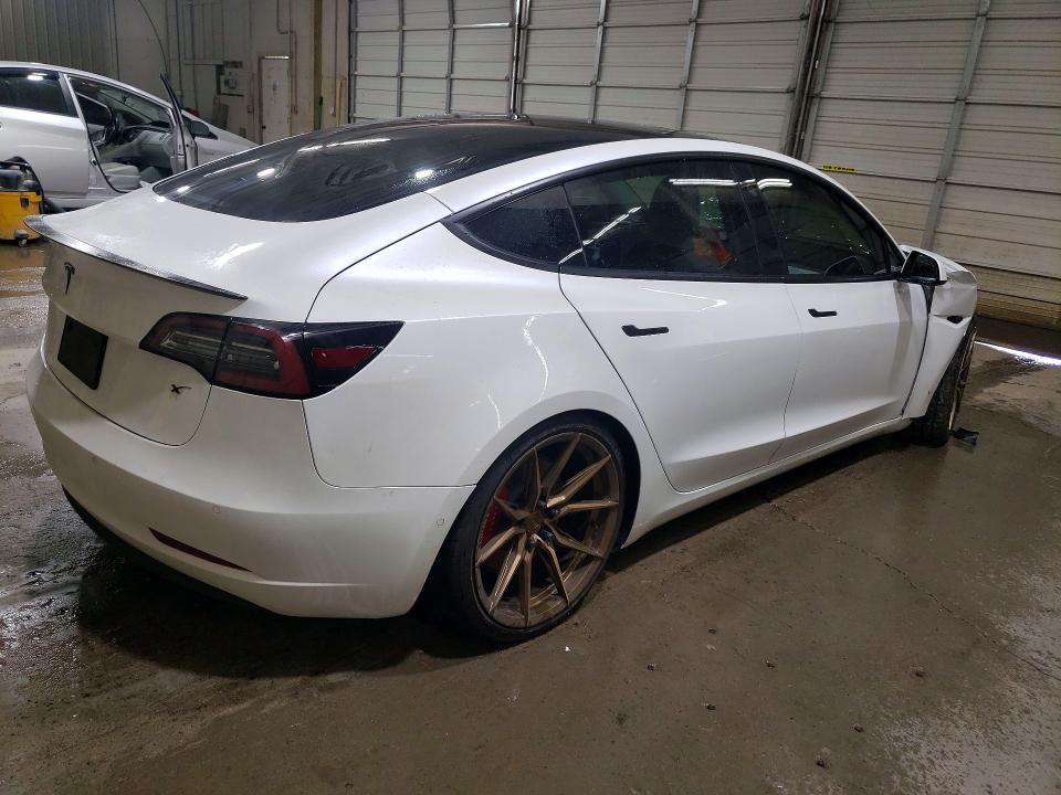 2020 Tesla Model 3 მანქანა იყიდება აუქციონზე, vin: 5YJ3E1EC9LF624800, აუქციონის ნომერი: 56315536