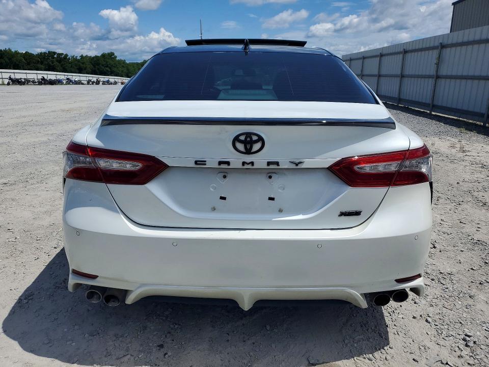 Продажа на аукционе авто 2019 Toyota Camry, vin: 4T1B61HK8KU180239, номер лота: 58323246