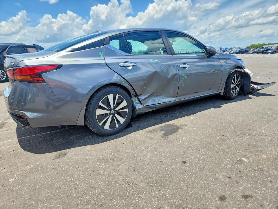 Продажа на аукционе авто 2021 Nissan Altima, vin: 1N4BL4DV7MN378375, номер лота: 56993096