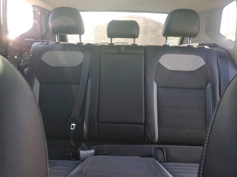 Продажа на аукционе авто 2022 Volkswagen Taos, vin: 3VV2X7B22NM016069, номер лота: 55404066