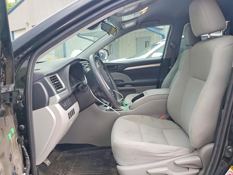 2018 Toyota Highlander მანქანა იყიდება აუქციონზე, vin: 5TDBZRFH9JS879318, აუქციონის ნომერი: 57639376
