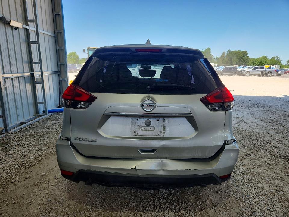 Продажа на аукционе авто 2017 Nissan Rogue, vin: KNMAT2MT1HP521887, номер лота: 72833005