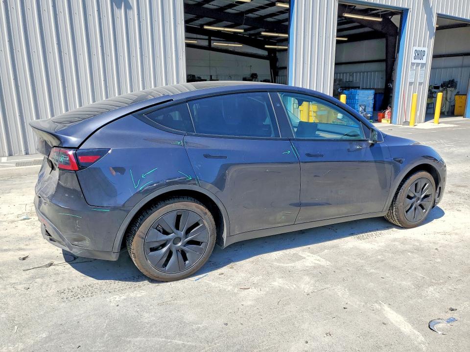 Продаж на аукціоні авто 2024 Tesla Model Y, vin: 7SAYGDEE4RF117768, номер лоту: 57371346