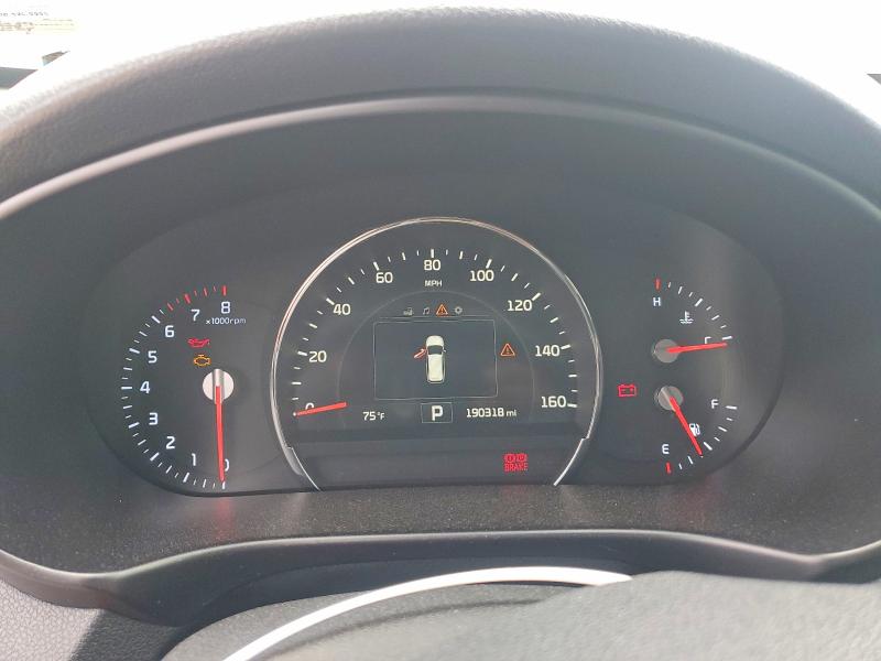 2017 Kia Sorento მანქანა იყიდება აუქციონზე, vin: 5XYPHDA59HG204357, აუქციონის ნომერი: 58036396