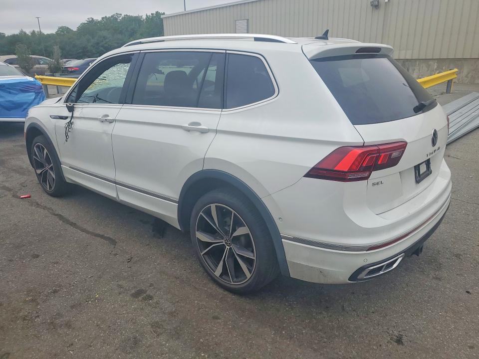 57670236 :رقم المزاد ، 3VV4B7AX6PM035022 vin ، 2023 Volkswagen Tiguan مزاد بيع