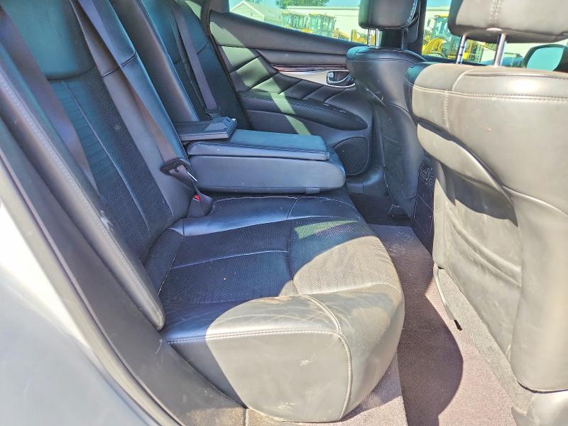 56695676 :رقم المزاد ، JN1BY1AP1FM541565 vin ، 2015 Infiniti Q70 مزاد بيع