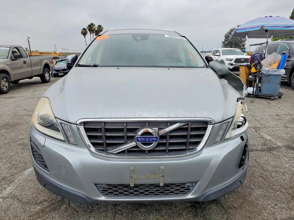 56840786 :رقم المزاد ، YV4902DZ5D2428259 vin ، 2013 Volvo Xc60 مزاد بيع