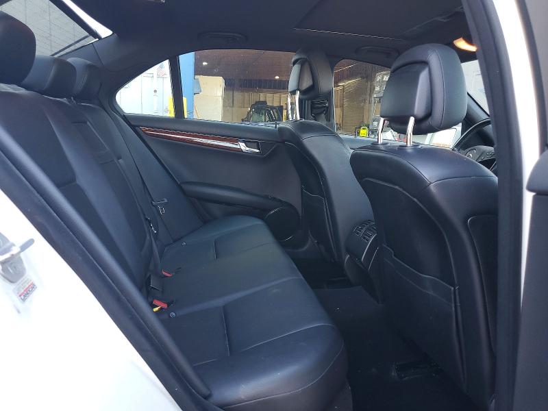 2011 Mercedes-benz C მანქანა იყიდება აუქციონზე, vin: WDDGF8BB1BR148995, აუქციონის ნომერი: 59187466