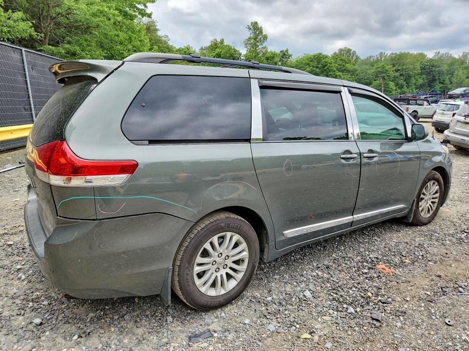 Продажа на аукционе авто 2013 Toyota Sienna, vin: 5TDYK3DC6DS359746, номер лота: 56096646