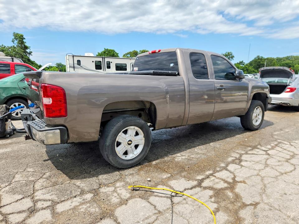 Продажа на аукционе авто 2013 Chevrolet Silverado, vin: 1GCRKSE78DZ252521, номер лота: 57640866