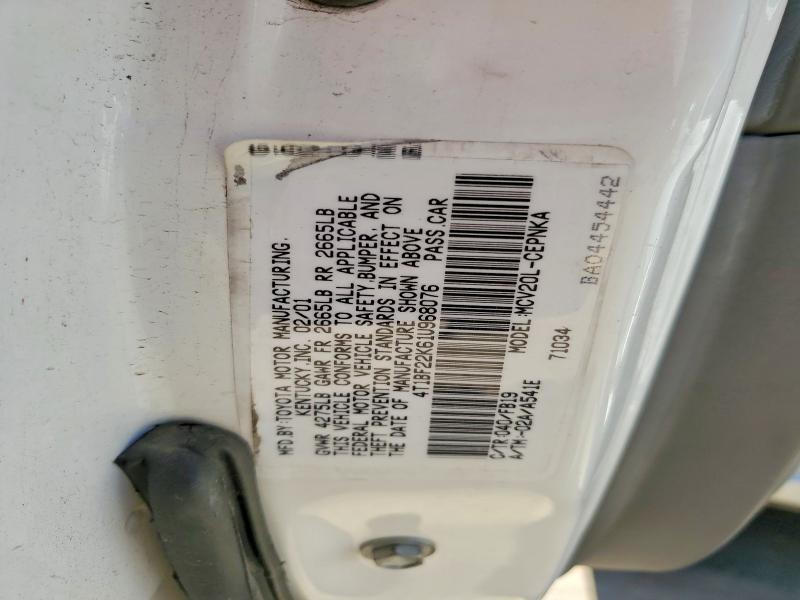 2001 Toyota Camry მანქანა იყიდება აუქციონზე, vin: 4T1BF22K61U968076, აუქციონის ნომერი: 55233496