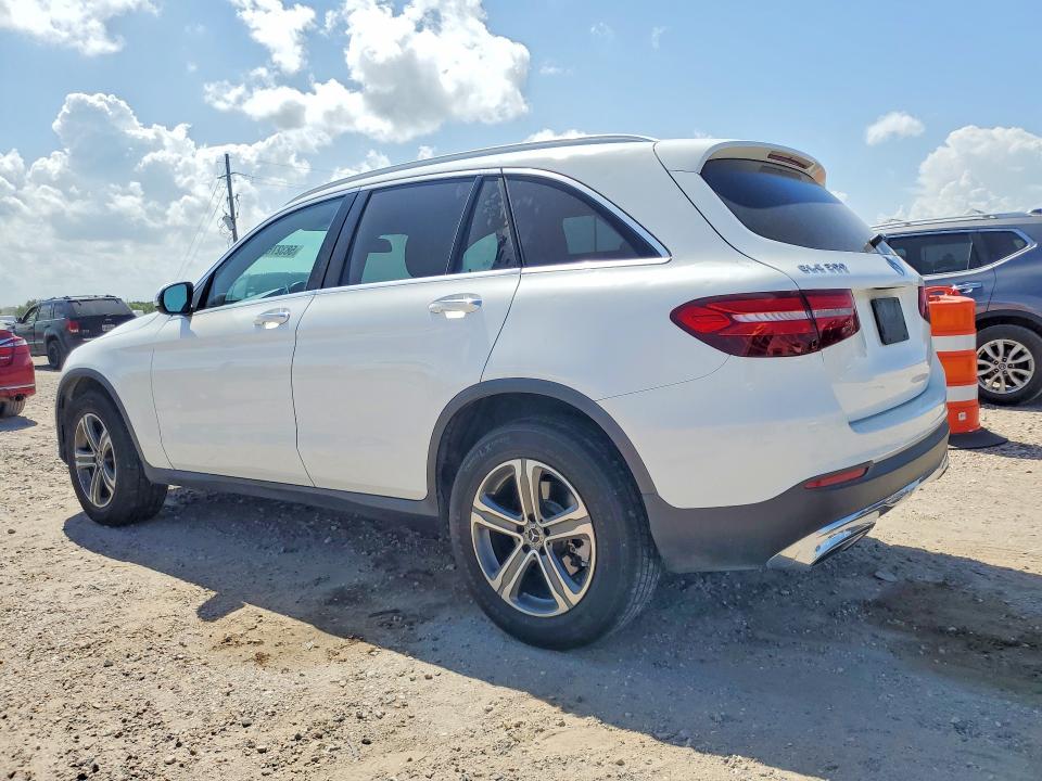 58327626 :رقم المزاد ، WDC0G4JB9HF204754 vin ، 2017 Mercedes-benz Glc مزاد بيع