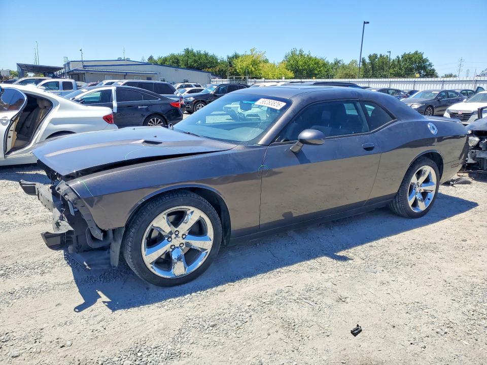 58283826 :رقم المزاد ، 2C3CDYAG8EH206461 vin ، 2014 Dodge Challenger مزاد بيع