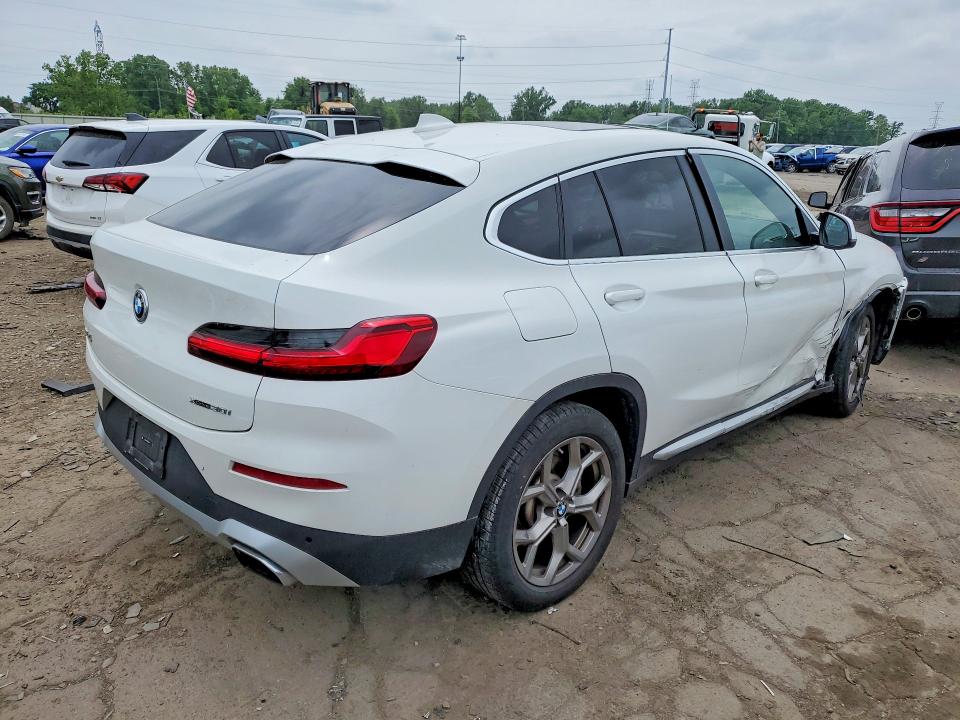 56122116 :رقم المزاد ، 5UX33DT03R9V02239 vin ، 2024 Bmw X4 مزاد بيع