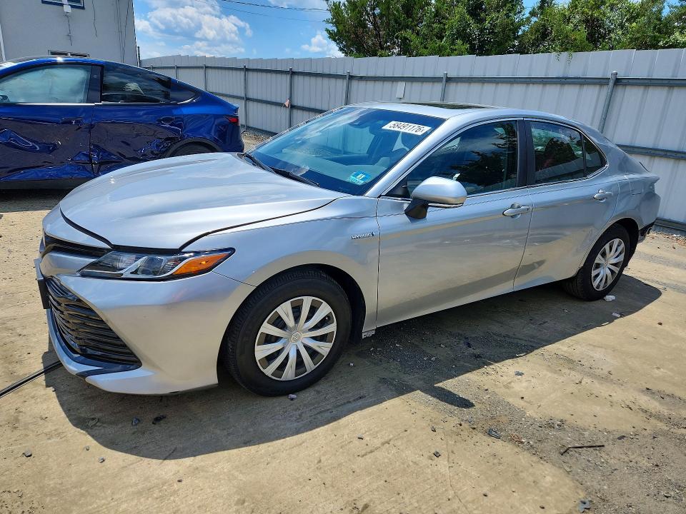 2018 Toyota Camry მანქანა იყიდება აუქციონზე, vin: 4T1B31HK1JU504574, აუქციონის ნომერი: 58491176