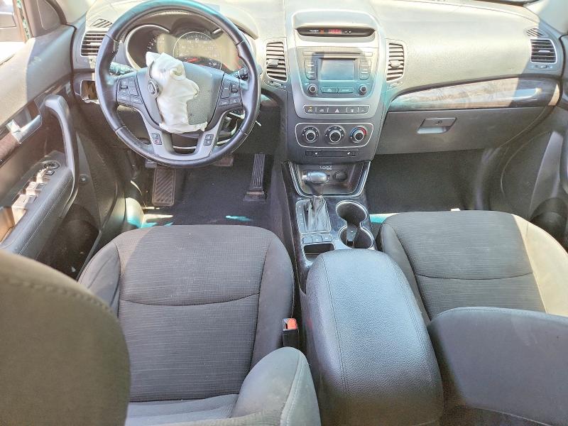 56529446 :رقم المزاد ، 5XYKT3A62FG552462 vin ، 2015 Kia Sorento مزاد بيع