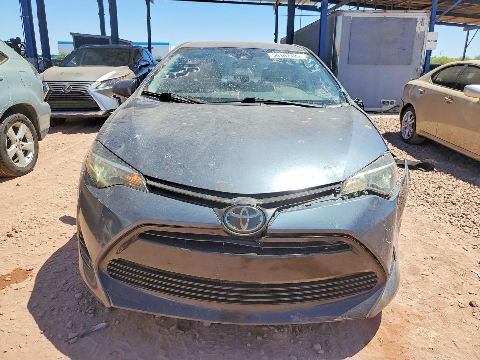 56167126 :رقم المزاد ، 2T1BURHE2HC800320 vin ، 2017 Toyota Corolla مزاد بيع