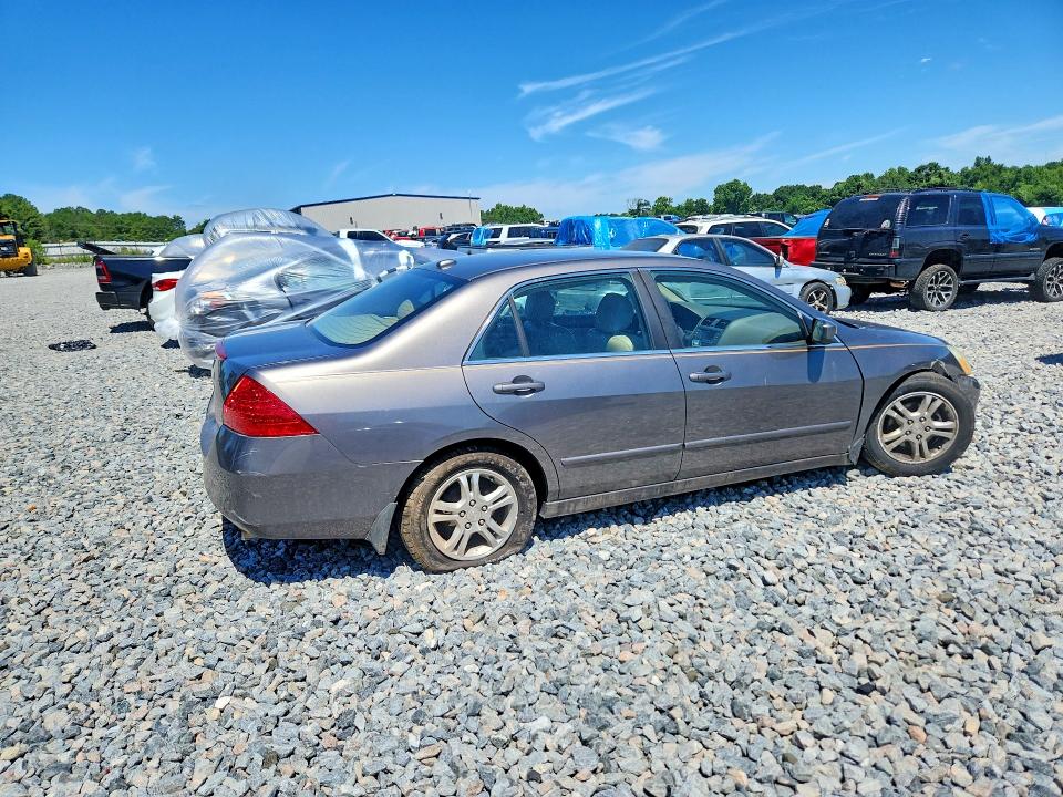58403156 :رقم المزاد ، 1HGCM56857A118692 vin ، 2007 Honda Accord مزاد بيع