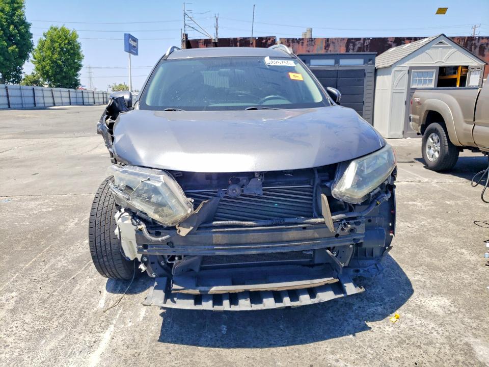Продажа на аукционе авто 2016 Nissan Rogue, vin: 5N1AT2MT5GC833129, номер лота: 58826766