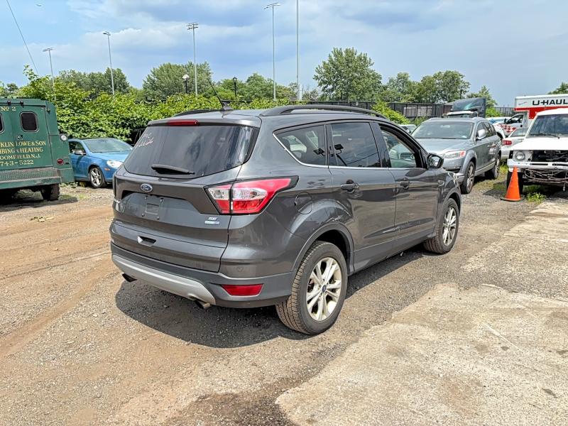 2018 Ford Escape მანქანა იყიდება აუქციონზე, vin: 1FMCU9GD9JUD12743, აუქციონის ნომერი: 59675676