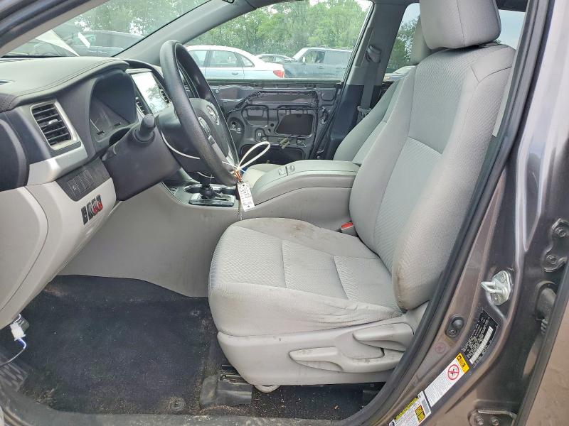 Продажа на аукционе авто 2019 Toyota Highlander, vin: 5TDZARFH9KS056945, номер лота: 57973286