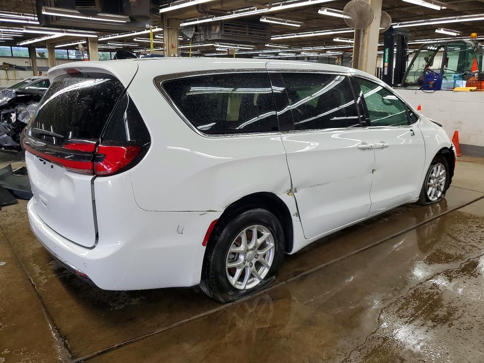 Продажа на аукционе авто 2026 Chrysler Pacifica, vin: 2C4RC1BG5TR169438, номер лота: 57480936