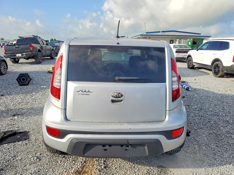56352246 :رقم المزاد ، KNDJT2A50D7760606 vin ، 2013 Kia Soul مزاد بيع