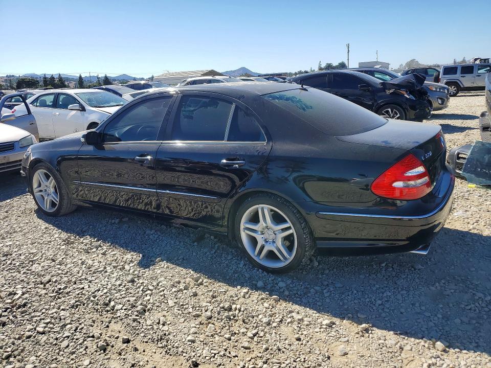 58322306 :رقم المزاد ، WDBUF65J15A705345 vin ، 2005 Mercedes-benz E مزاد بيع