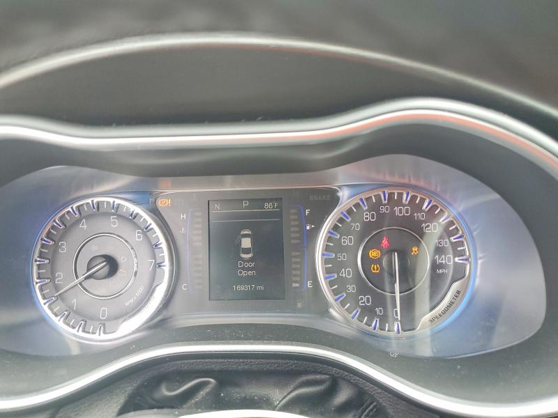 Продаж на аукціоні авто 2015 Chrysler 200, vin: 1C3CCCAB3FN617446, номер лоту: 56990586