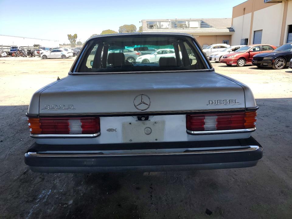 1980 Mercedes-benz 300 მანქანა იყიდება აუქციონზე, vin: 12313012187624, აუქციონის ნომერი: 55920006