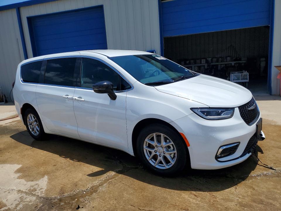 Продажа на аукционе авто 2026 Chrysler Pacifica, vin: 2C4RC1BG9TR230886, номер лота: 58117366