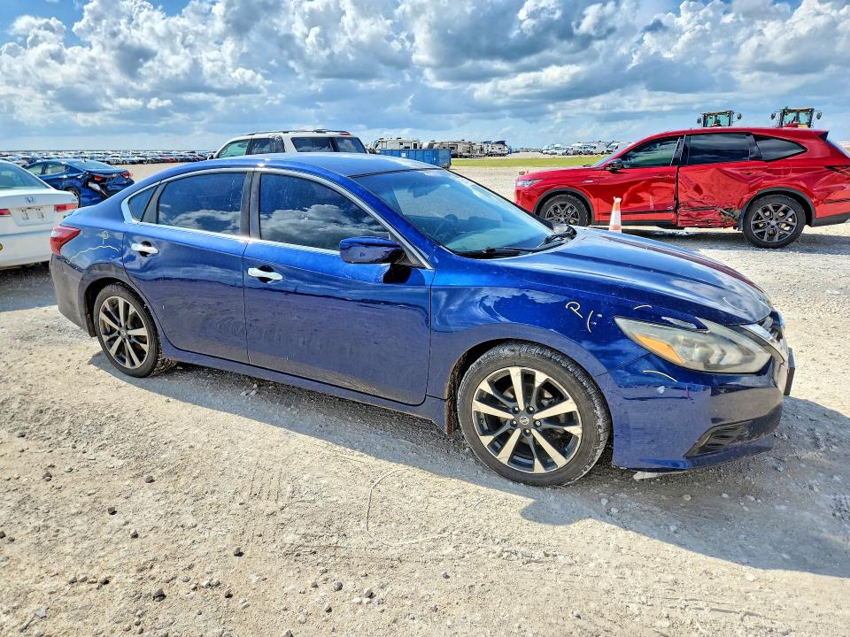Продаж на аукціоні авто 2017 Nissan Altima, vin: 1N4AL3AP6HC120930, номер лоту: 56147186