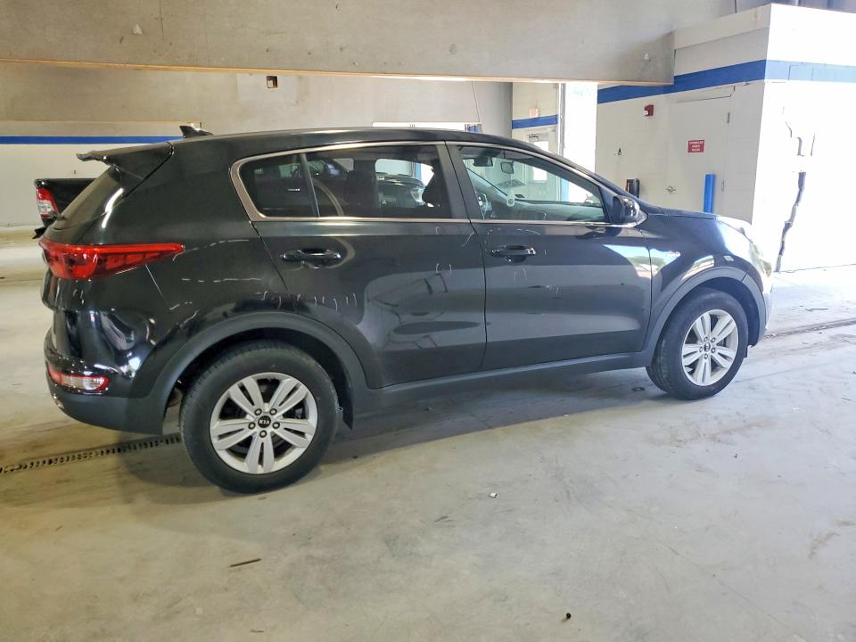 57053406 :رقم المزاد ، KNDPMCAC8H7093009 vin ، 2017 Kia Sportage مزاد بيع