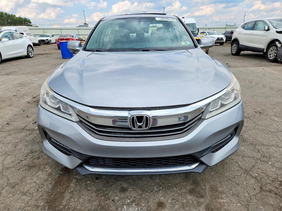 Aukcja sprzedaży 2017 Honda Accord, vin: 1HGCR3F88HA044143, numer aukcji: 58996156