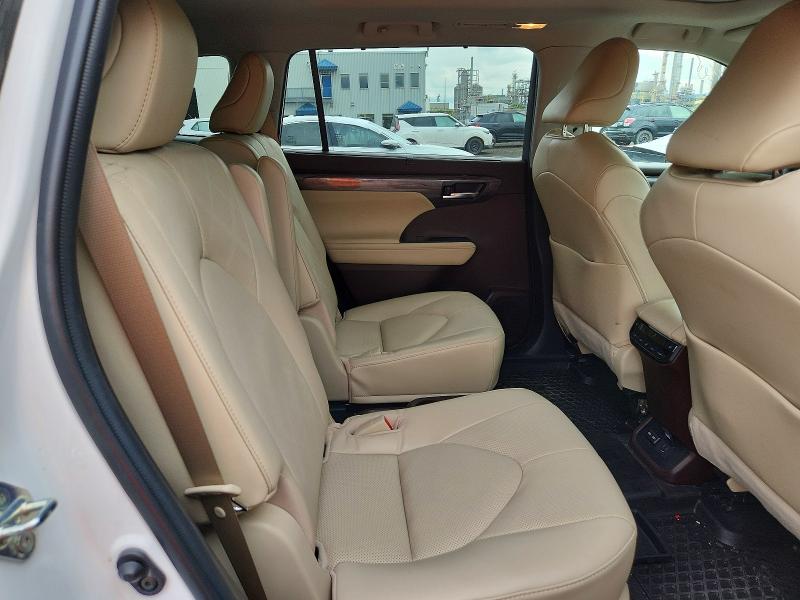 Продаж на аукціоні авто 2022 Toyota Highlander, vin: 5TDFZRBH5NS199896, номер лоту: 58723336