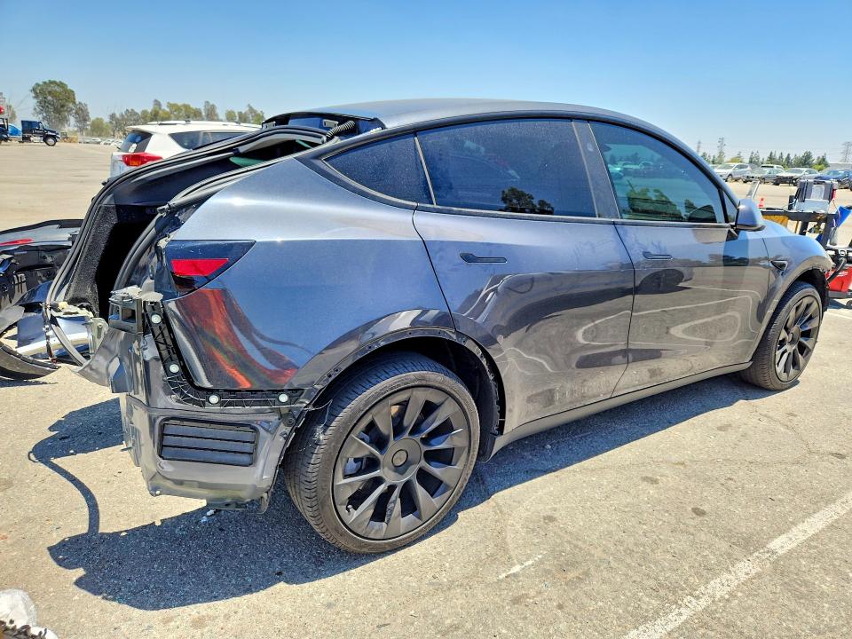 Auction sale of the 2024 Tesla Model Y, vin: 7SAYGDEE0RA234969, lot number: 58814416