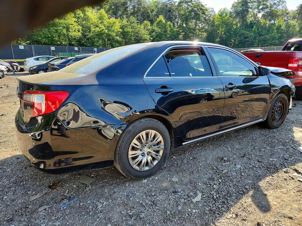 56067026 :رقم المزاد ، 4T4BF1FK4DR276011 vin ، 2013 Toyota Camry مزاد بيع